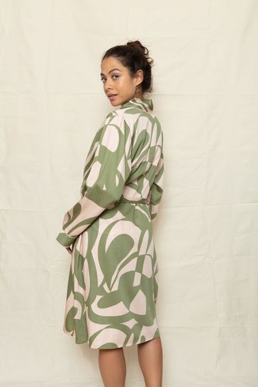 Fable and Eve Richmond Abstract Print L / SLV Short Robe