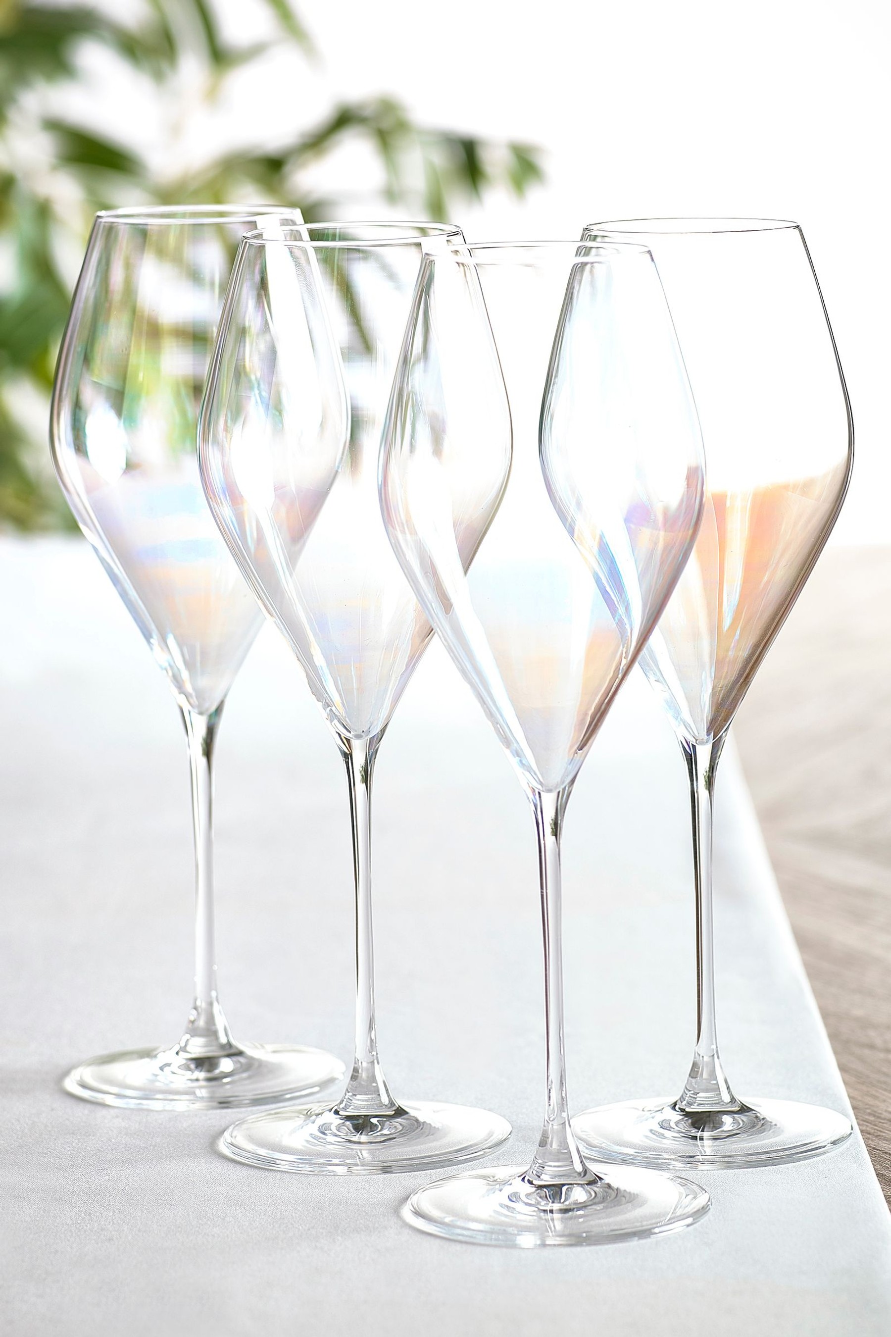 520-529s Set of 4 Red Wine Glasses