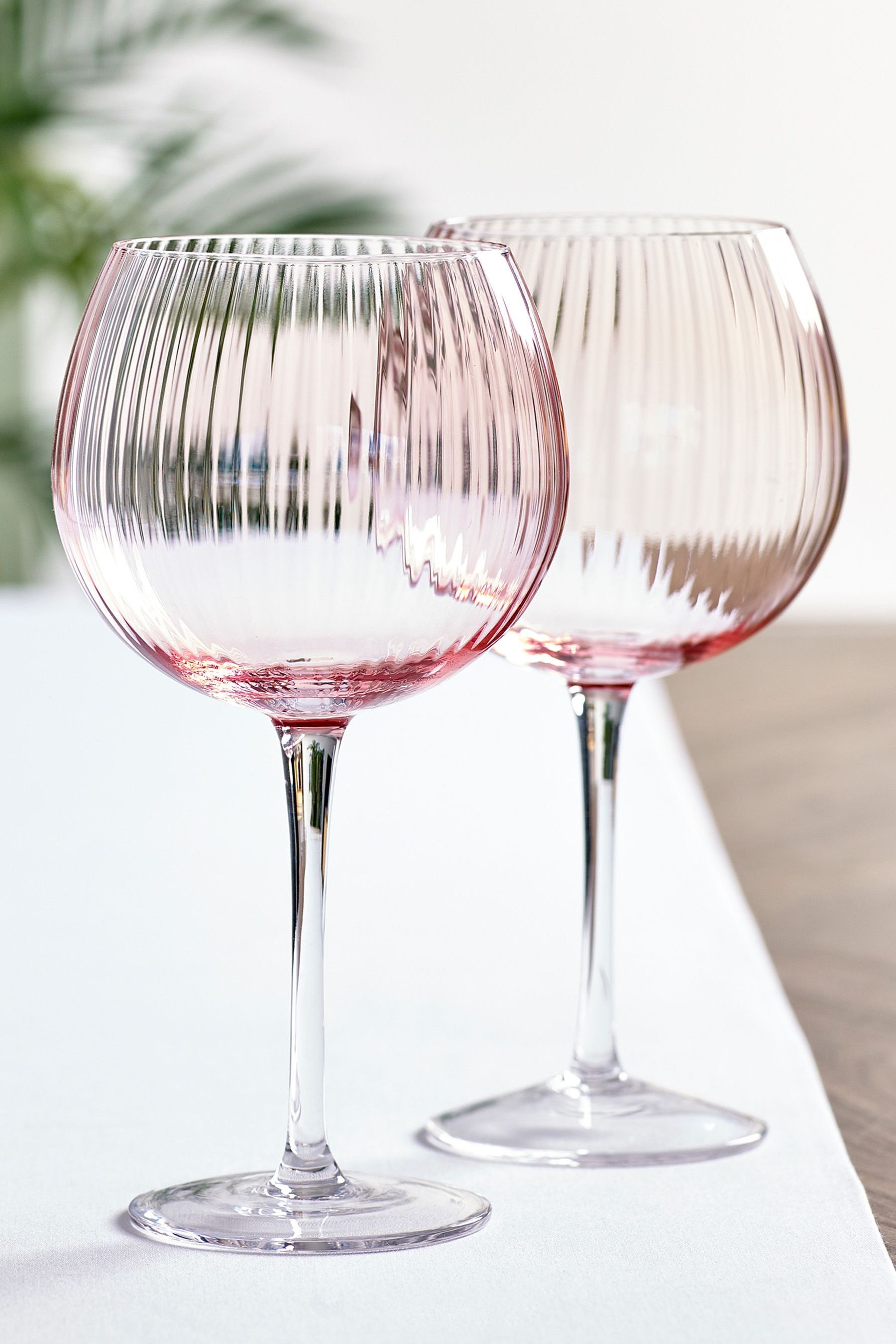 475-787s Set of 2 Gin Glasses