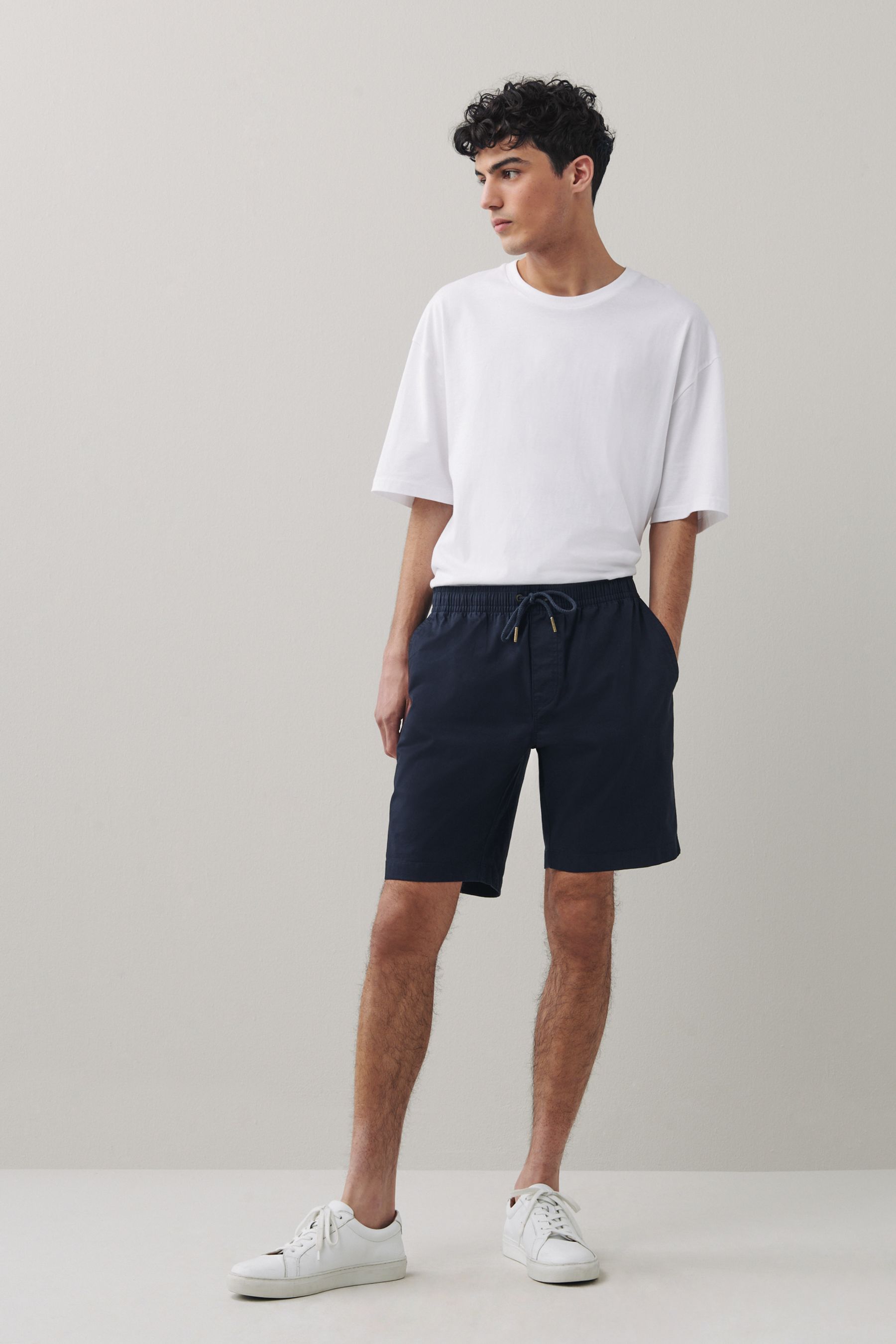 Lightweight Elasticated Waist Shorts With Stretch Loose Fit