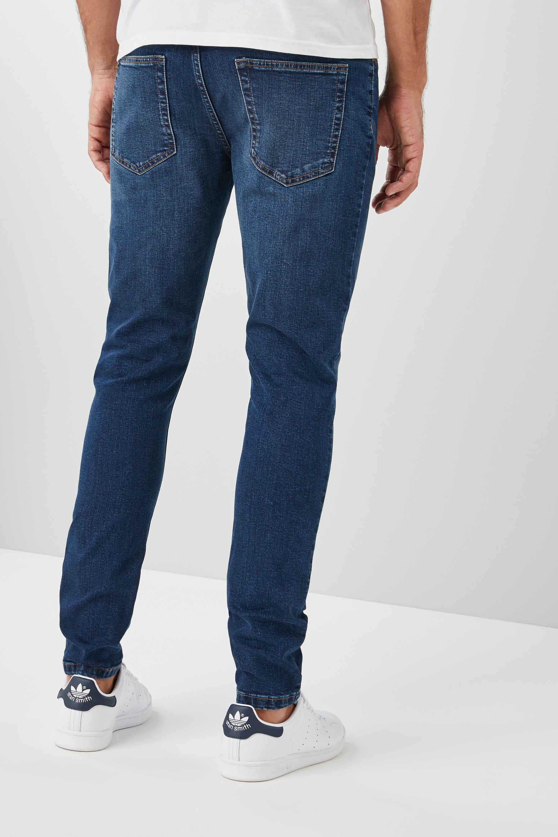 U22486s Skinny Fit