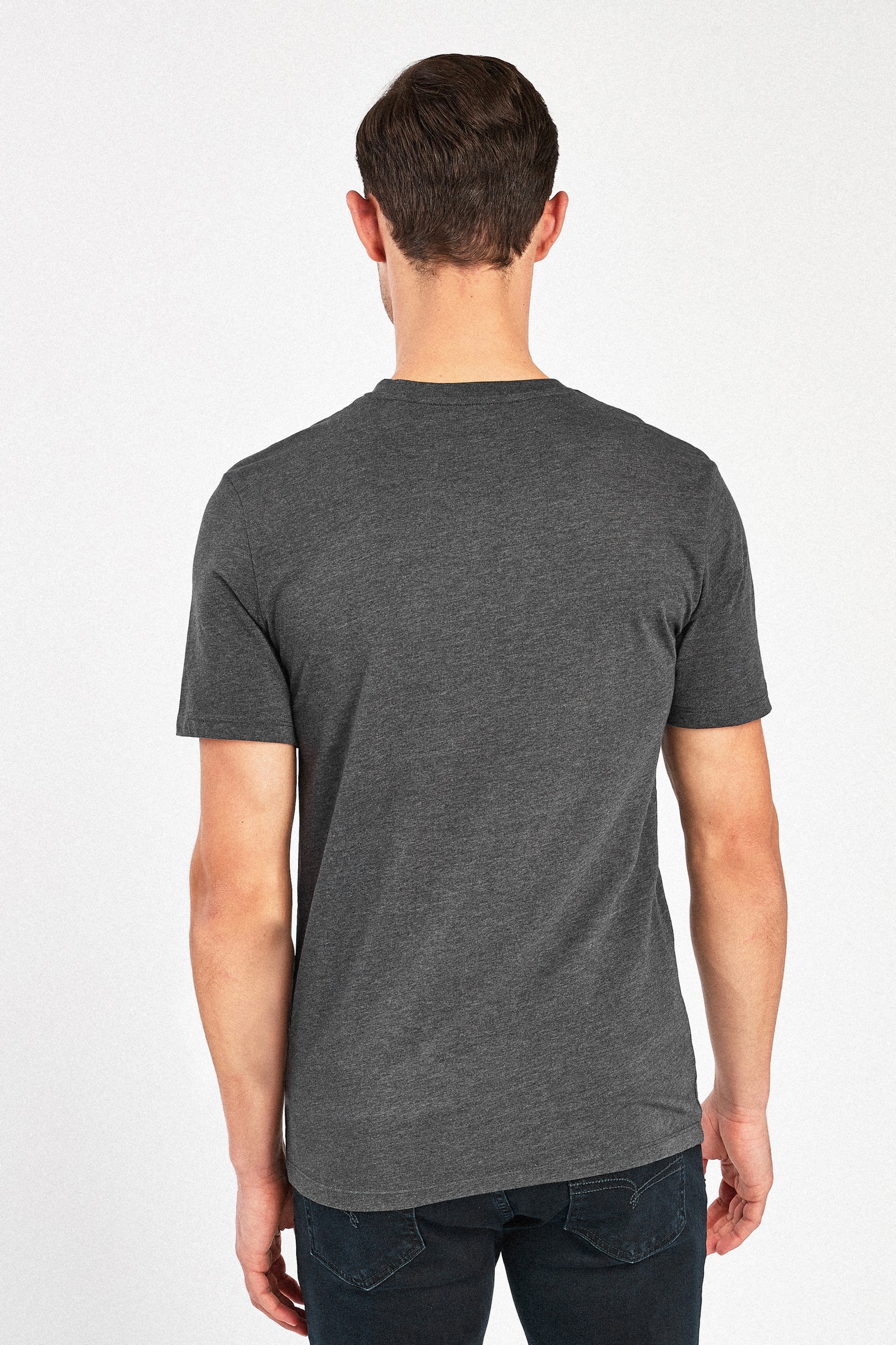  V-Neck Slim Fit