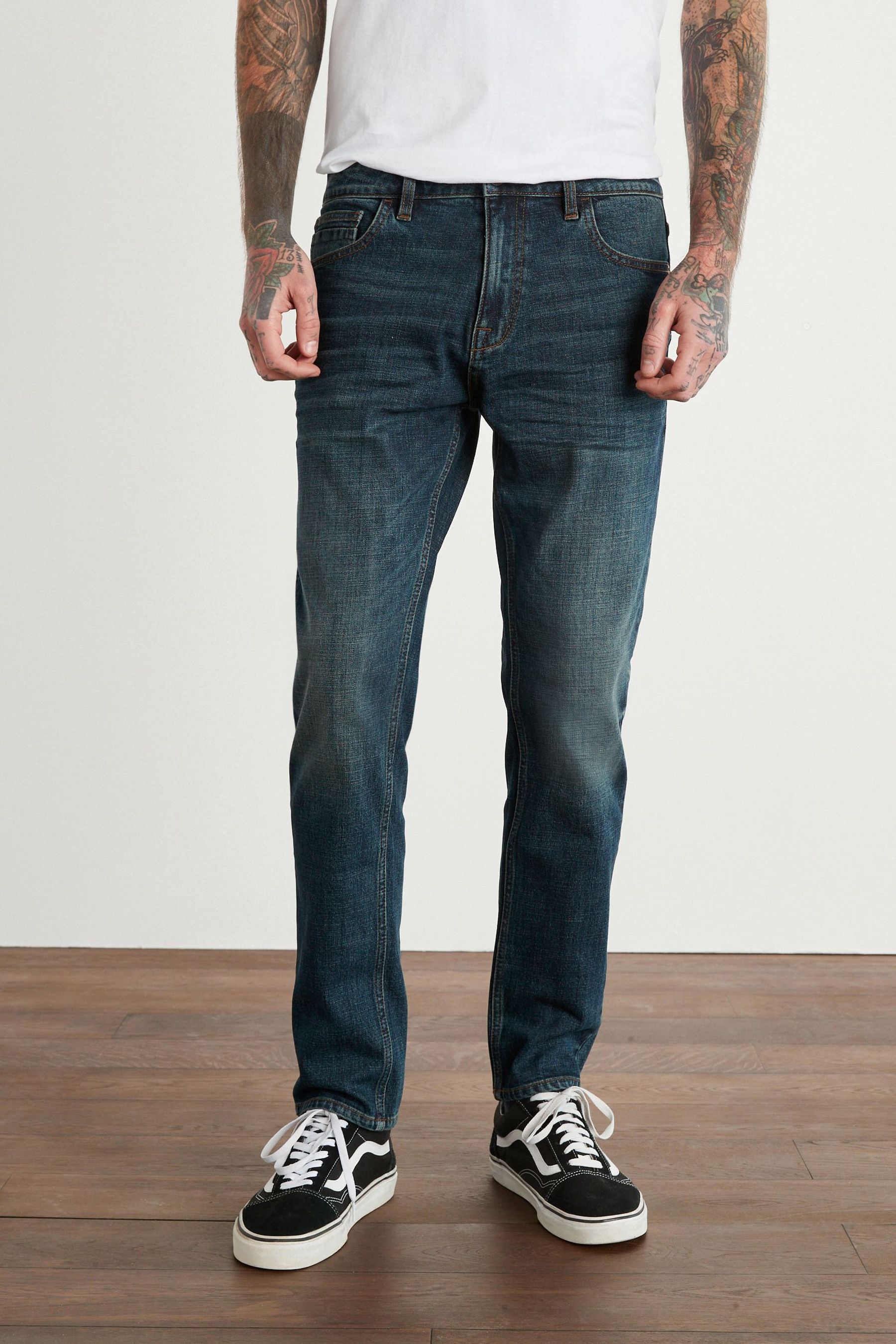 A86-783s Slim Fit