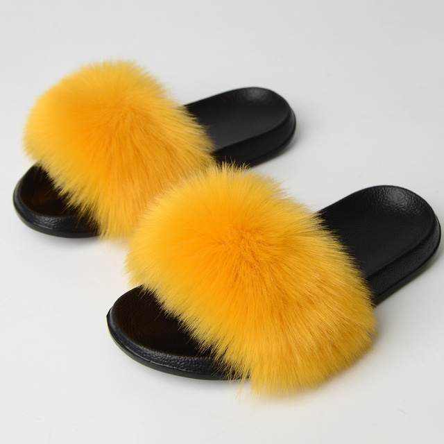 Women Summer New Synthetic Fox Fur Slippers Indoor Home Furry Cute Faux Raccoon Fur Non-slip Outdoor Home Shoes Beach Sandals