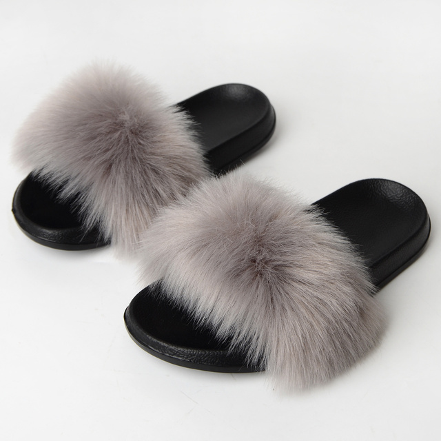 Women Summer New Synthetic Fox Fur Slippers Indoor Home Furry Cute Faux Raccoon Fur Non-slip Outdoor Home Shoes Beach Sandals