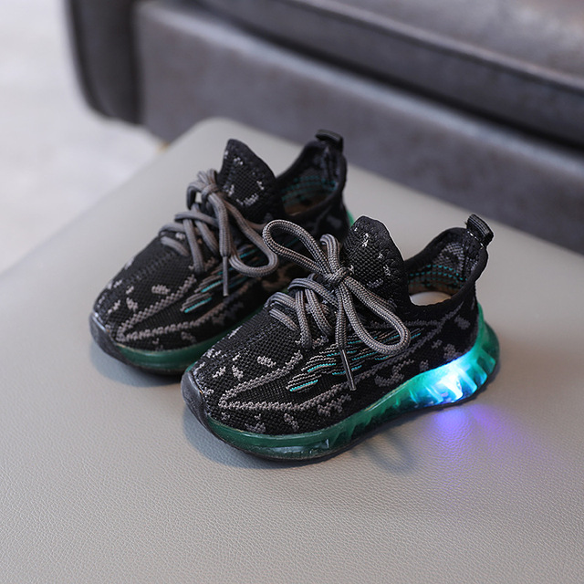 Size 21-30 Children Luminous Shoes For Boys Girls Mesh Kids Boys Glowing Sneakers With LED Lights Non-slip Baby Shoes For Girls