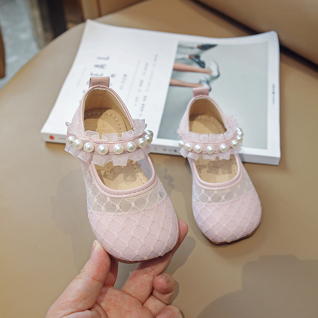 Girls Sandals Child Fashion Princess Pearl Net Surface Girls Shoes 2022 Pupils New Comfortable Single Shoes Baby Princess