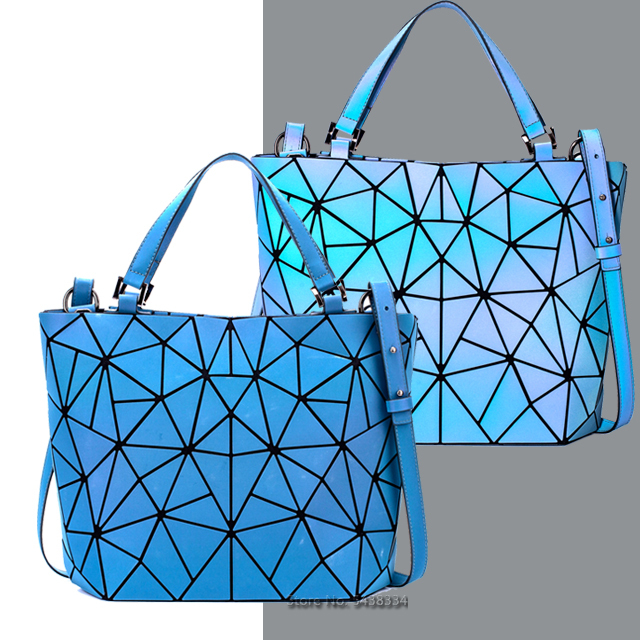 New Luminous Bao Bag Reflective Geometric Bags For Women 2020 Quilted Shoulder Bags Plain Folding Female Bags Bolsa Feminina