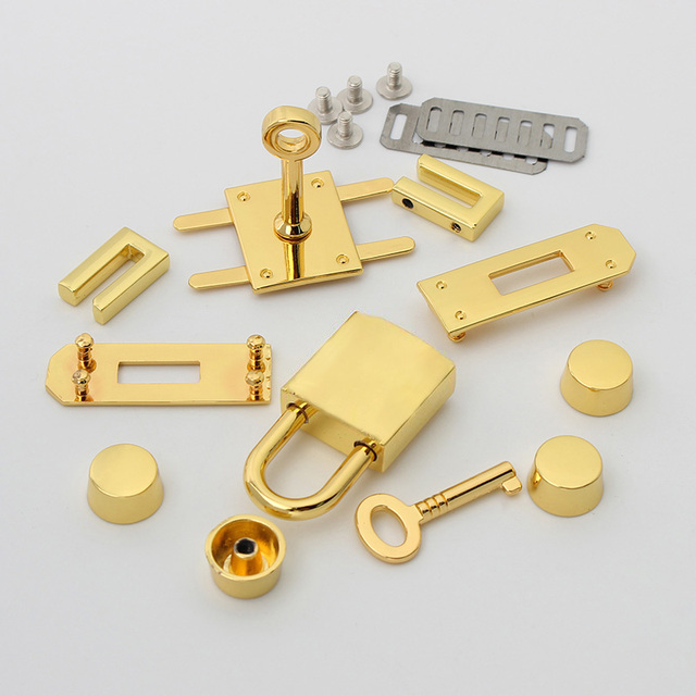 New rectangle holes hanger for bags hardware wholesale fashion set of locks fittings woman bag bags purse