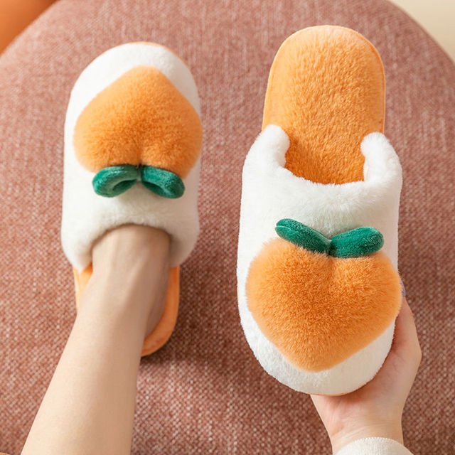 Slippers for Home Peach Chinelos Women Flip Flops Cartoon Fur Winter Warm Non-slip Floor Kawaii Shoes