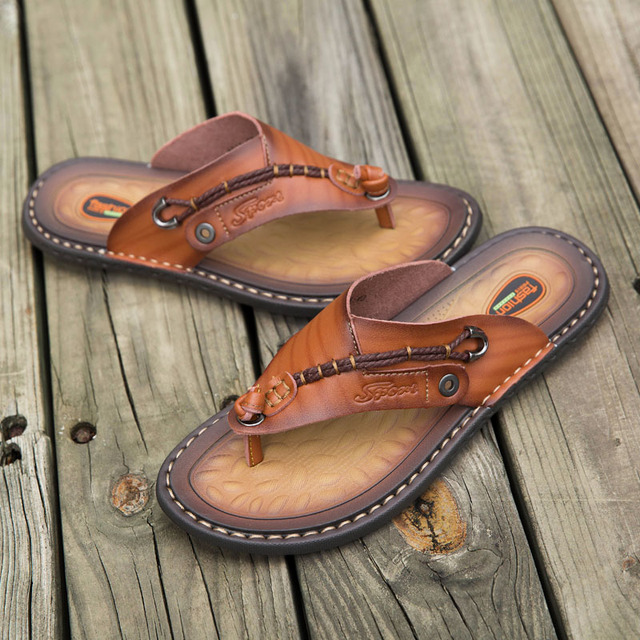 Handmade Leather Slippers Summer Fashion Men Flip Flops Outdoor Slippers Breathable Comfortable Men Flip Flops Plus Size