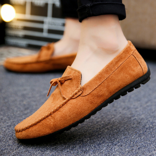 2022 Spring Summer New Men Loafers Comfortable Flat Casual Shoes Men Breathable Slip On Soft Leather Driving Shoes Moccasins