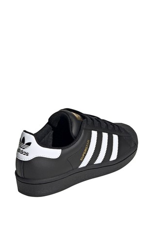 حذاء رياضي Superstar Youth من adidas Originals