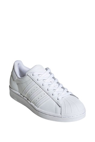 حذاء رياضي Superstar Youth من adidas Originals