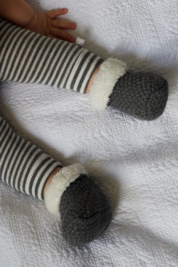 The Little Tailor Charcoal Grey Knitted Plush Lined Booties