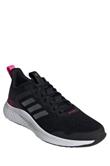 حذاء رياضي أسود Fluidstreet من adidas