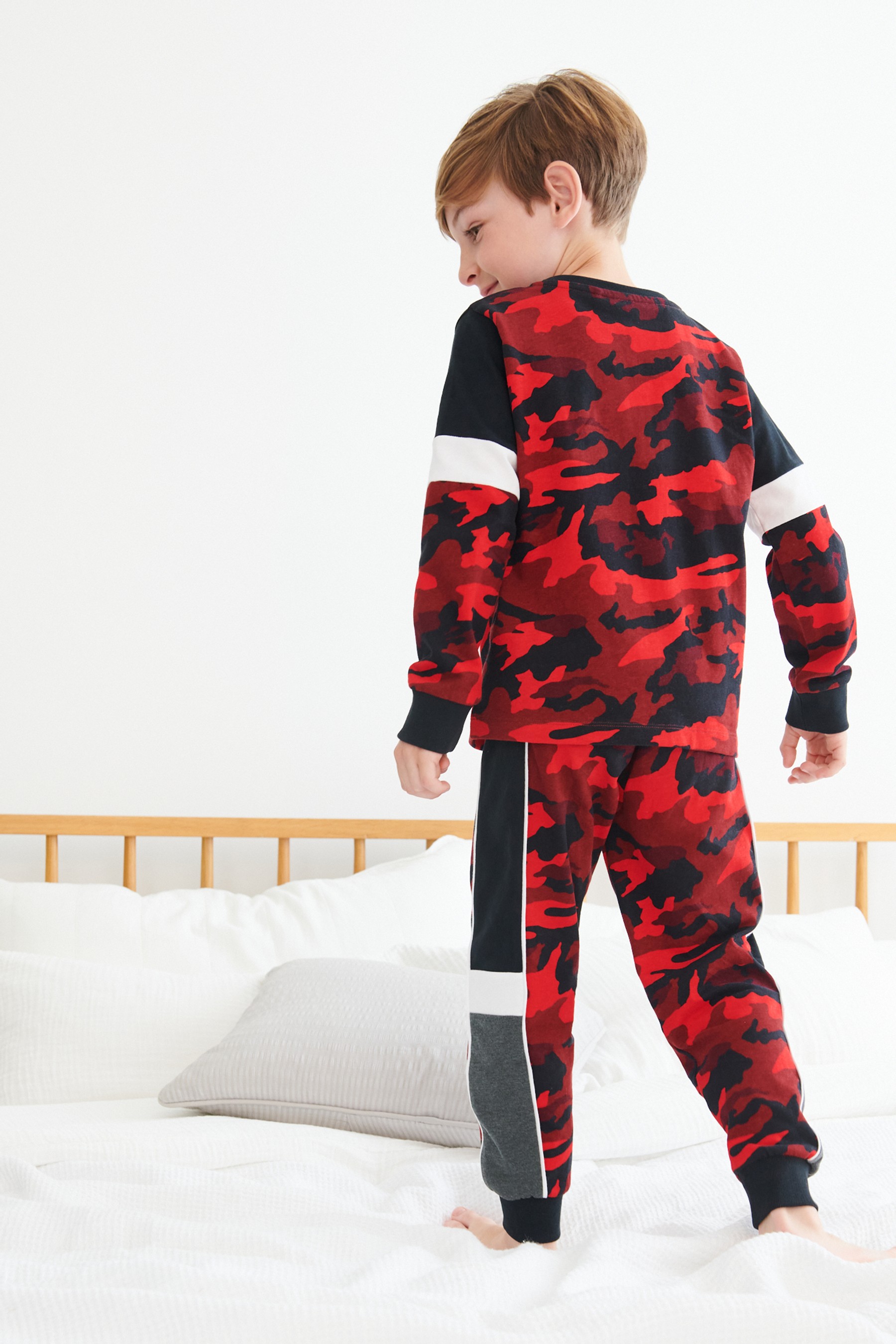 Pyjamas 3 Pack (3-16yrs)