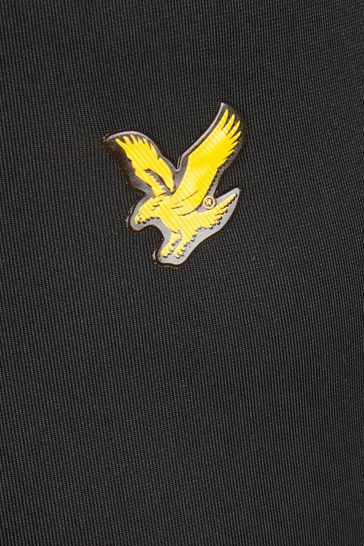 ملابس سباحة سوداء من Lyle & Scott