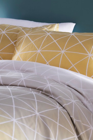 furn. Spectrum Geometric Line Reversible Duvet Cover and Pillowcase Set