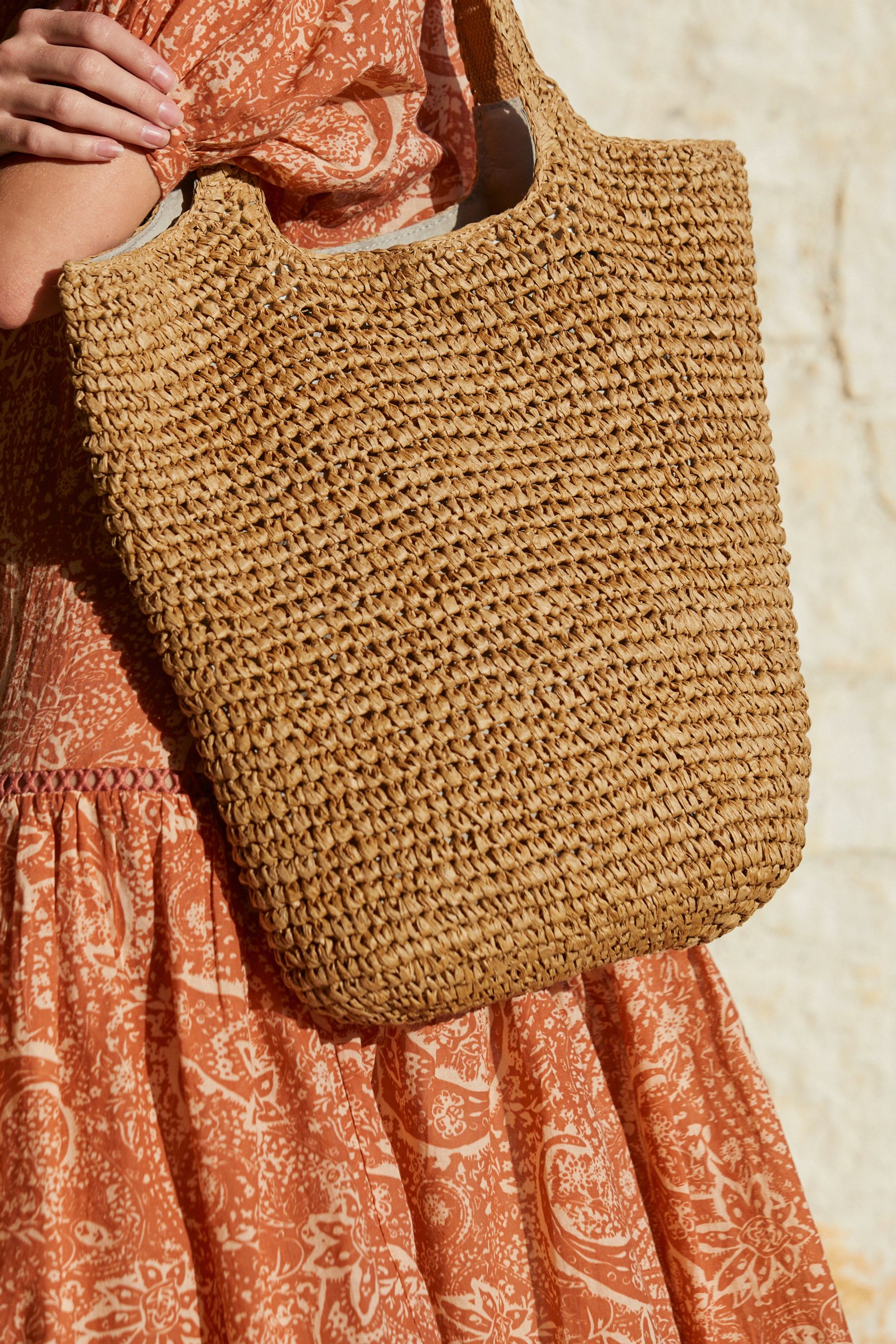 Paper Straw Shoulder Bag