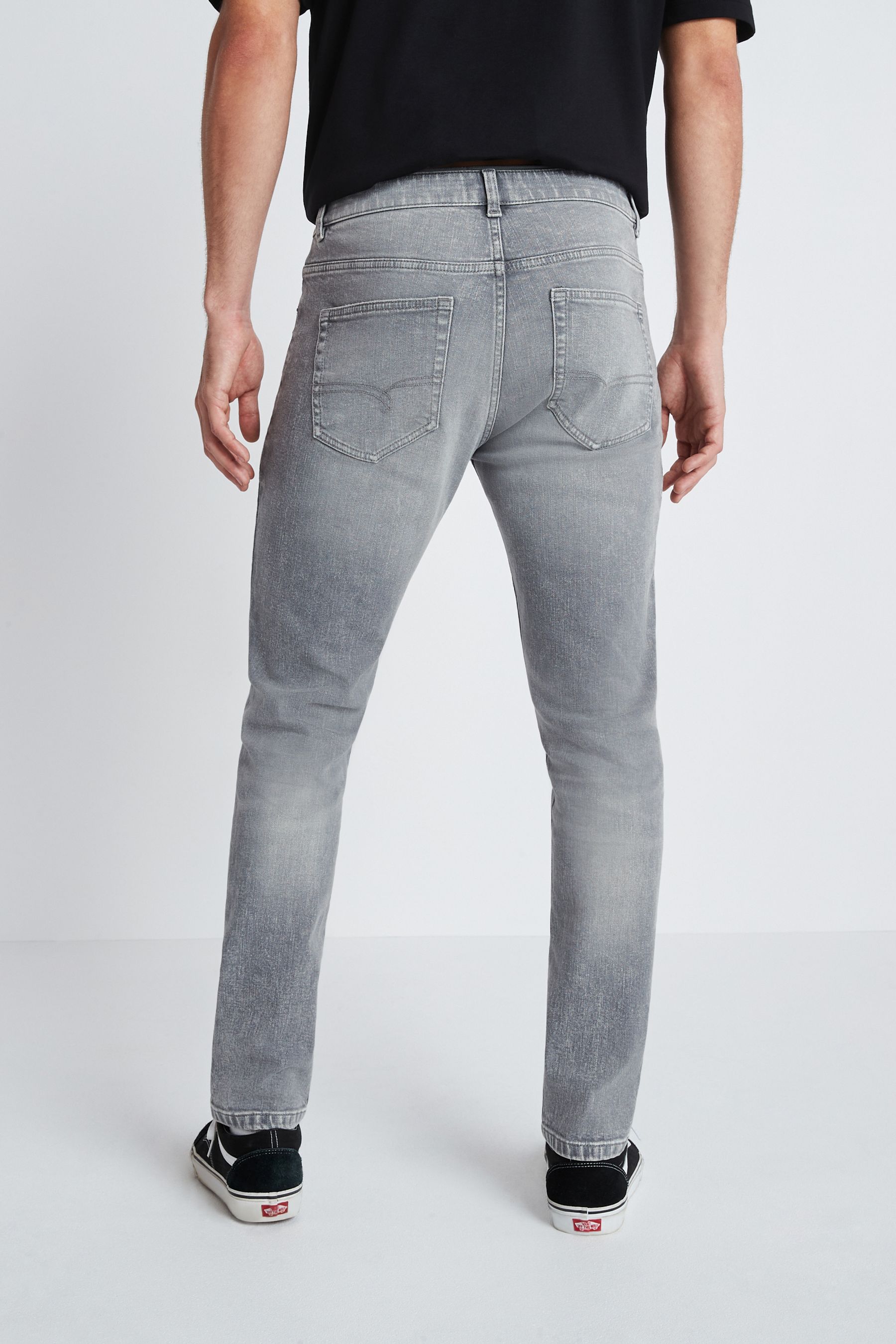 A86-783s Slim Fit