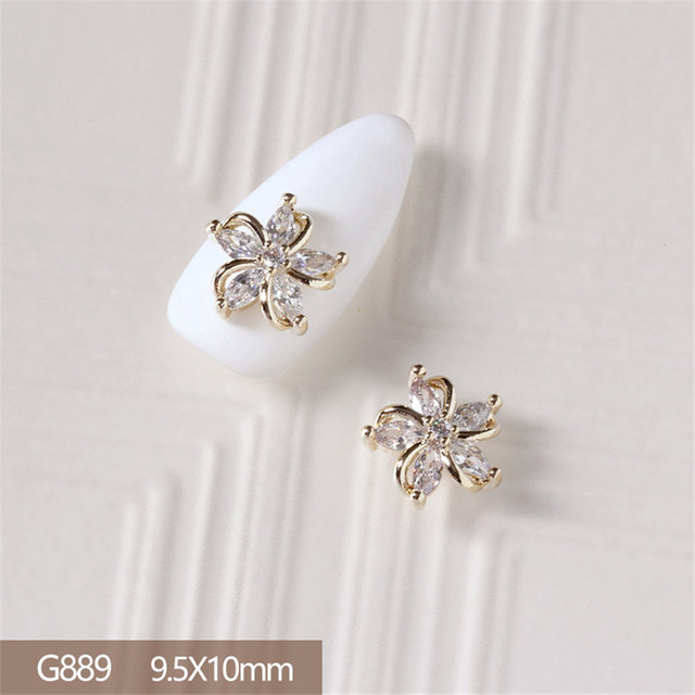 4pcs/lot Love Rose Butterfly Pendant 3D Alloy Nail Art Zircon Pearl Metal Manicure Nails Accessories DIY Nail Decorations Charms