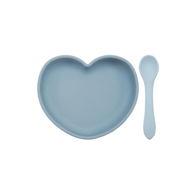 2022 New Heart Shaped Dinner Plate With Suction Baby Feeding Spoon Set Pure Silicone Easy To Clean BPA Free Baby Shower Gift