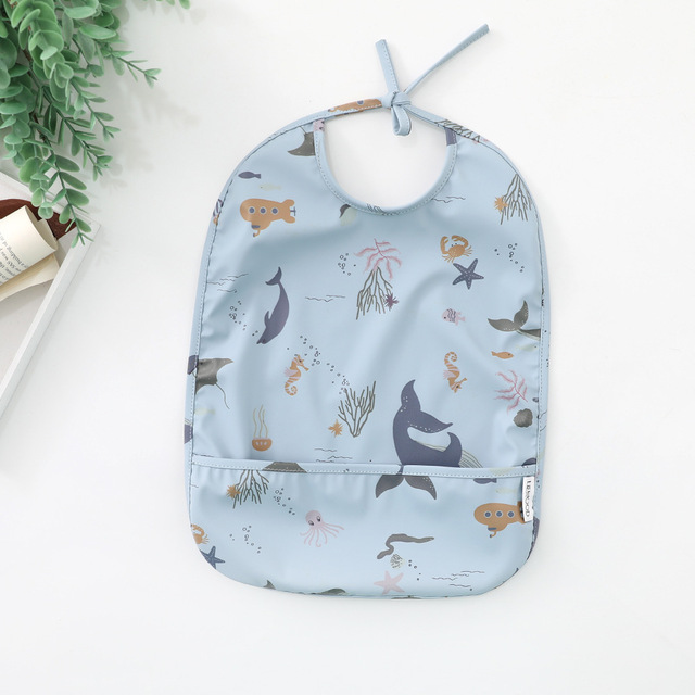 Korea Baby Boy Cartoon Bibs Newborn Girls Boys Lovely Burp Cloths Cute Pattern Infant Fashion Kids Accessories