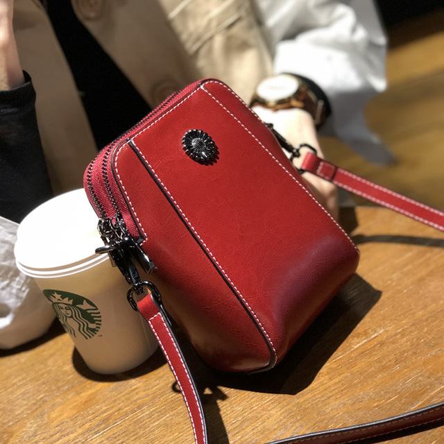 Genuine Leather Mobile Phone Cover Women Messenger Bag Cowhide 2022 Shoulder Bag Oil Wax Skin Small Square Box Purses Crossbody