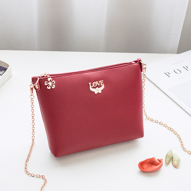 TRAVEASY 2022 new women's bag chain small bag Chaozhou embroidery line leisure style one shoulder versatile cross-body bag