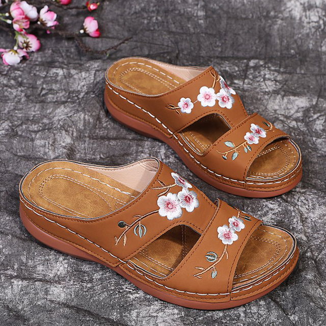 Rimocy Floral Embroidery Women Slippers Soft Bottom Beach Beach Women 2022 Summer Slip On Sandals Plus Size 43 Mujer Flip Flops