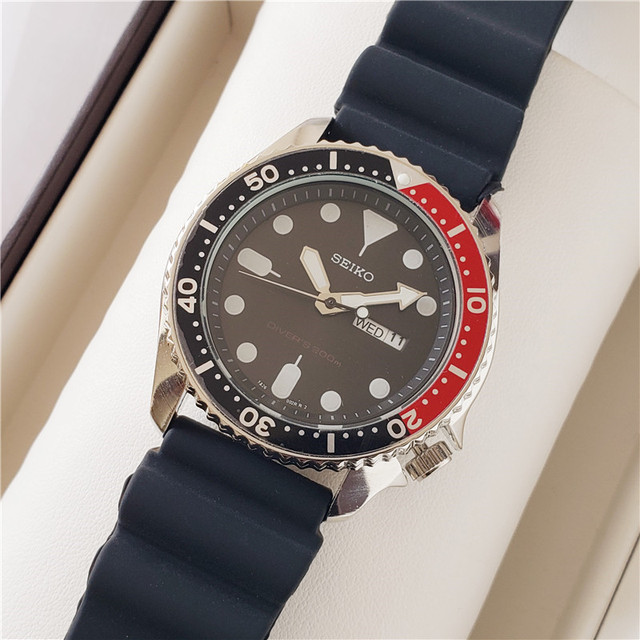 Seiko Men's Watch Silver Strap Black Red Blue Bezel Quartz Watch Luxury Fashion Date Sports Watch