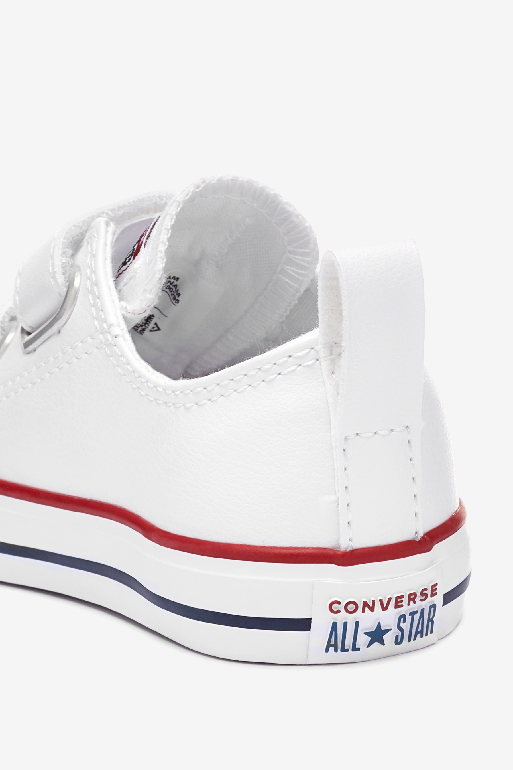 حذاء رياضي للأطفال الصغار Chuck Ox 2V من Converse