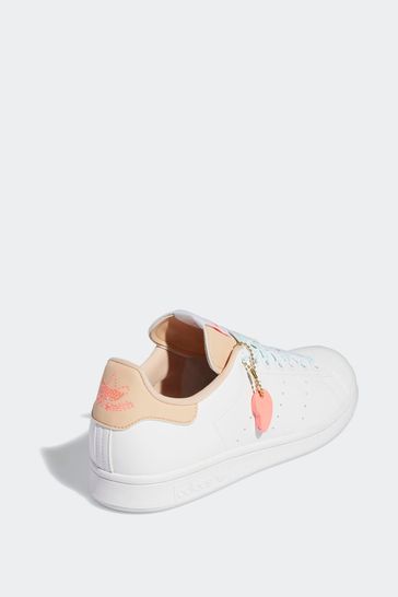 حذاء رياضي أبيض Stan Smith من adidas Originals للنساء