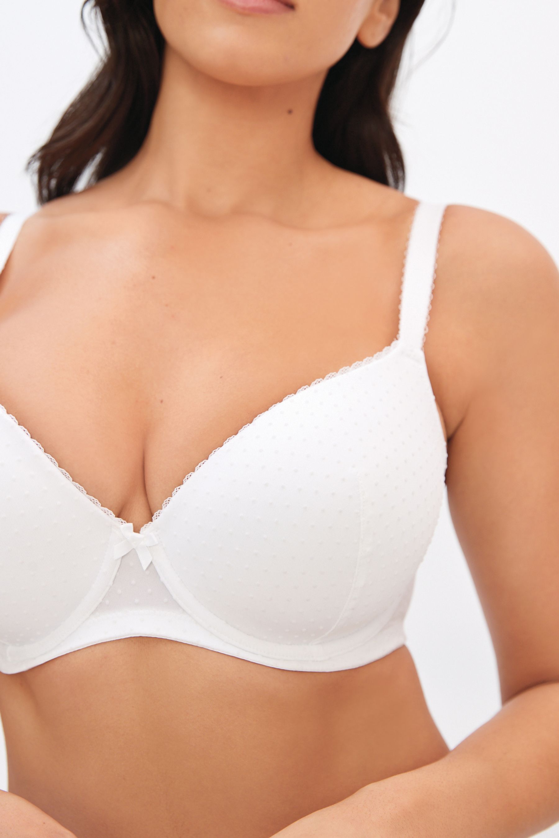 DD+ Light Pad Balcony Bras 2 Pack