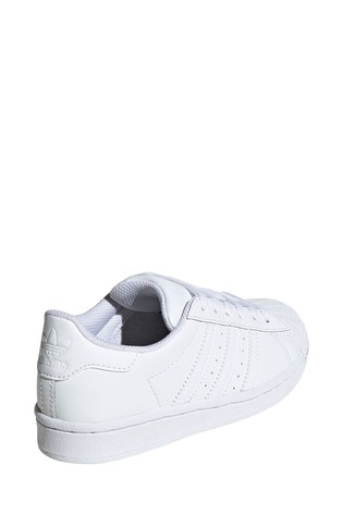 حذاء رياضي Superstar Junior من adidas Originals