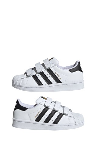 حذاء رياضي Superstar Velcro Junior من adidas Originals