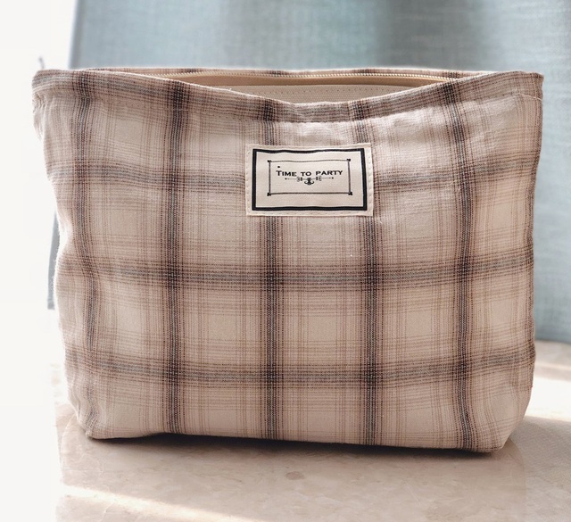 Korean Cosmetic Bag Plaid Beauty Pouch Necesserie Makeup Clutch Cosmetic Organizer Women Large Travel Cosmetic Bag Beauty