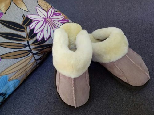 Australian natural sheep fur in one male and female thick warm home anti-slip anti-odor unisex winter sandals real fur