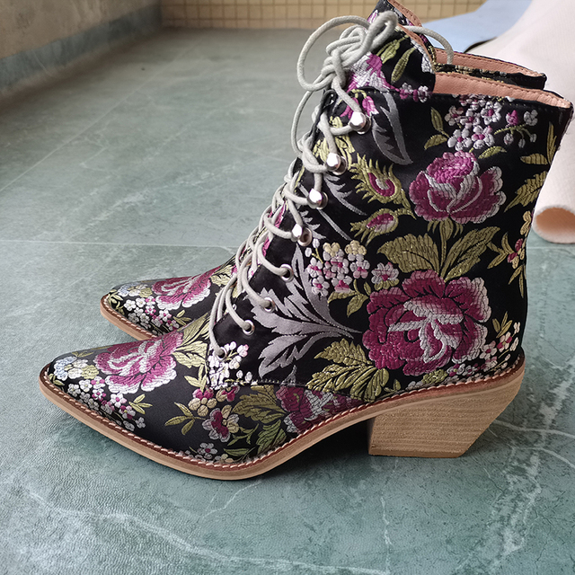 women ankle boots free plus size 22-26.5cm length free women winter boots woman embroidered flower fashion all-match