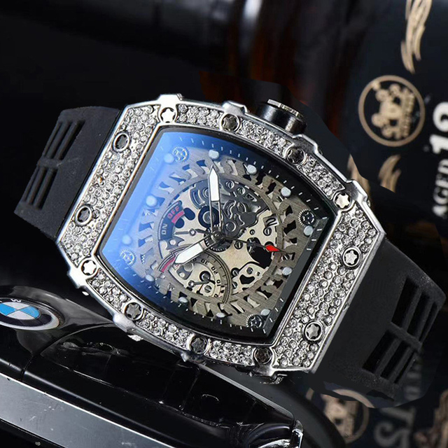 Luxury Brand Military Style Watch Men Hip Hop Silver Diamond Watch Men Tonneau Men Watches Male Watch Male Clock