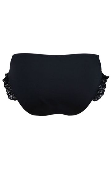 Pour Moi Castaway Brief