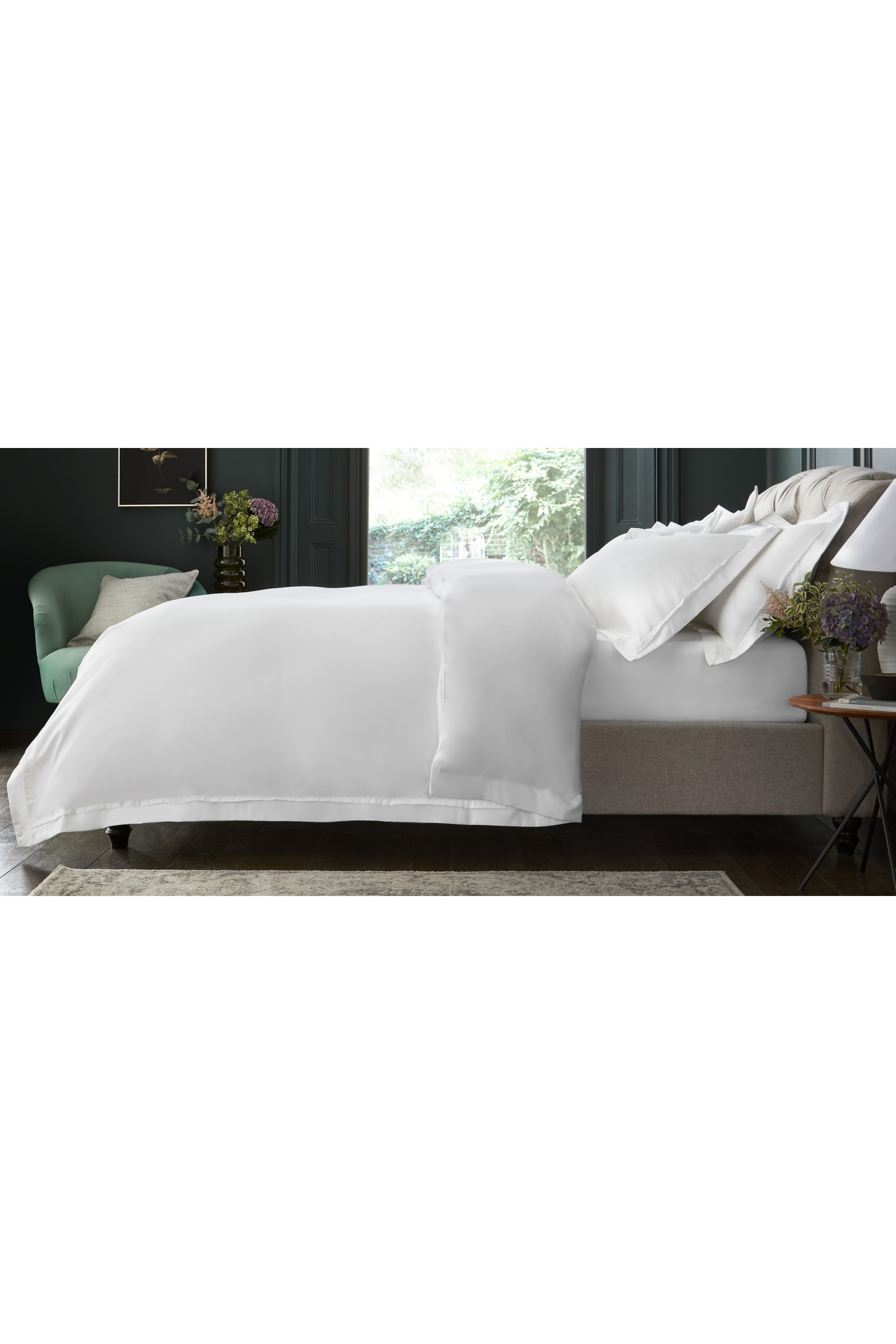Collection Luxe 1000 Thread Count 100% Cotton Sateen Duvet Cover and Pillowcase Set Plain