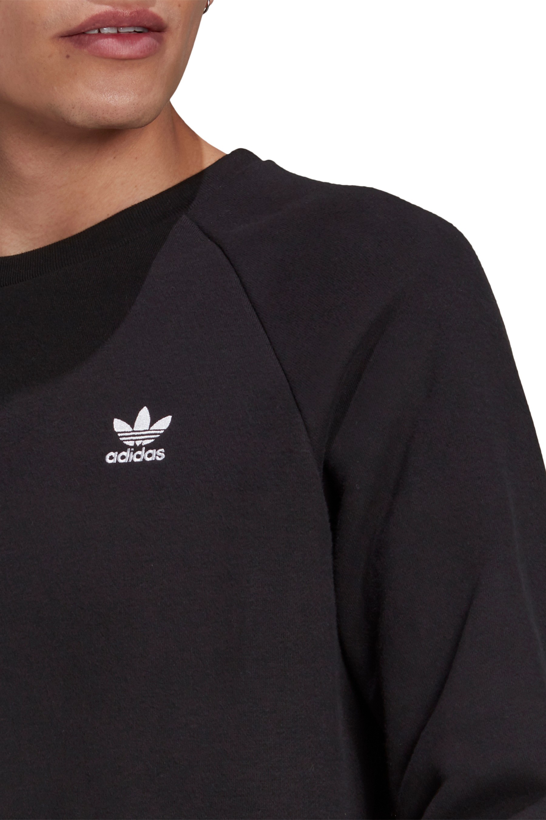 adidas Originals Essential Crew Sweatshirt