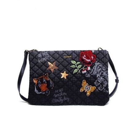 2020 Spain Brand Hot Style Ladies Embroidered Shoulder Bag Ladies Luxury Brand Carry Bags Crossbody Bag For Fashion Women Sold