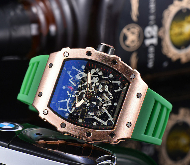 2022 Richard Men's High Quality Diamond Quartz Watch Hollow Glass Back Stainless Steel Case Black Rubber Watch