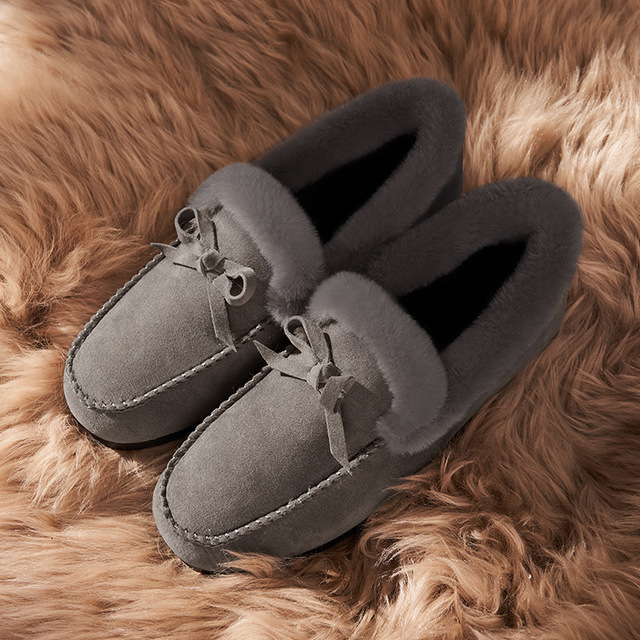 Women Slippers Winter Bow Tie Plush Warm Shoes Inside Loafers Indoor Slippers Ladies Ladies Slip On Shoes Chaussure Femme Women Shoes Non-leather Casual Shoes Women's Shoe Brand