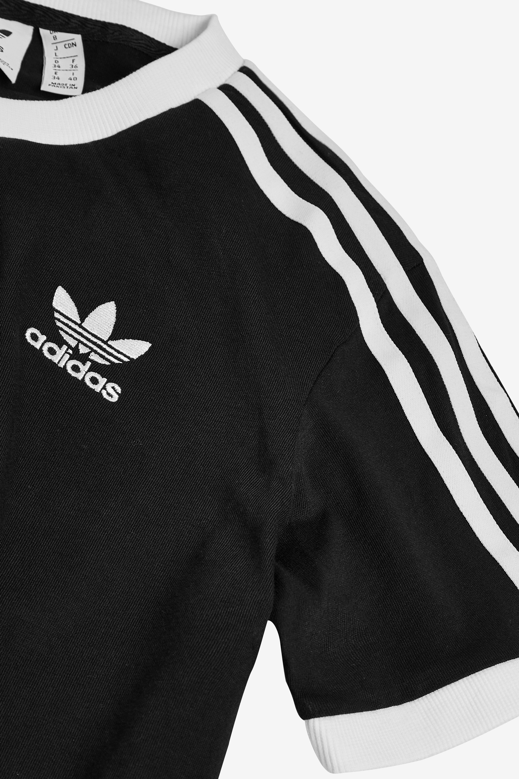 تي شيرت 3 خطوط من adidas Originals