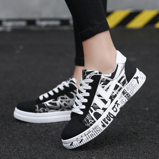 Women Sneakers Vulcanized Shoes Summer 2022 Trendy Flat Shoes Plus Size Fashion Color Matching Couple Shoes Zapatillas Mujer