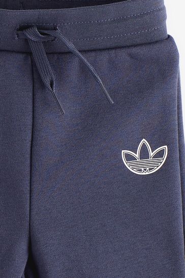 بدلة رياضية من Adidas Sport Collection